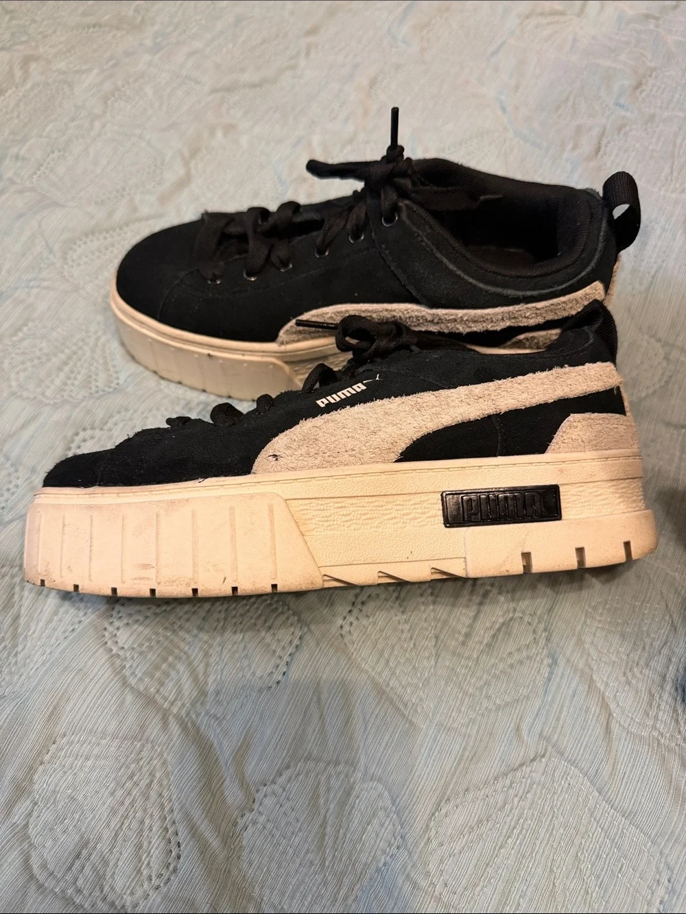 Puma Mayze Teddy Sneakers sz 7